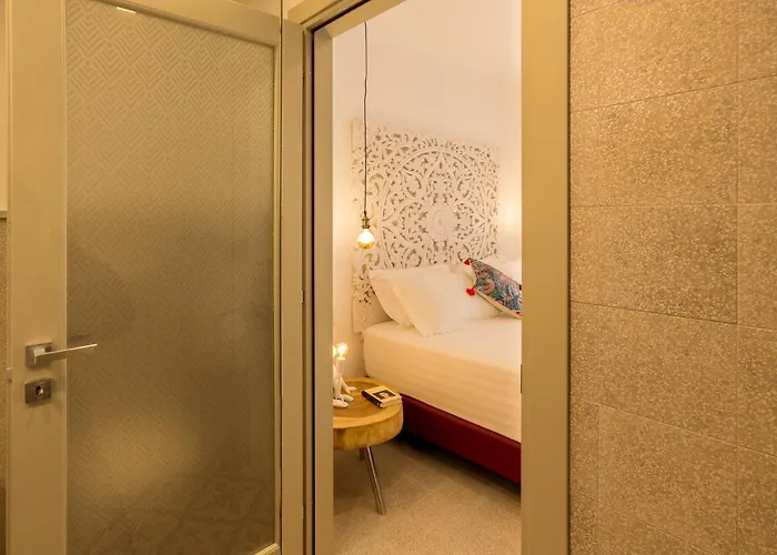 Hotel Casaunoe Boutique 4*